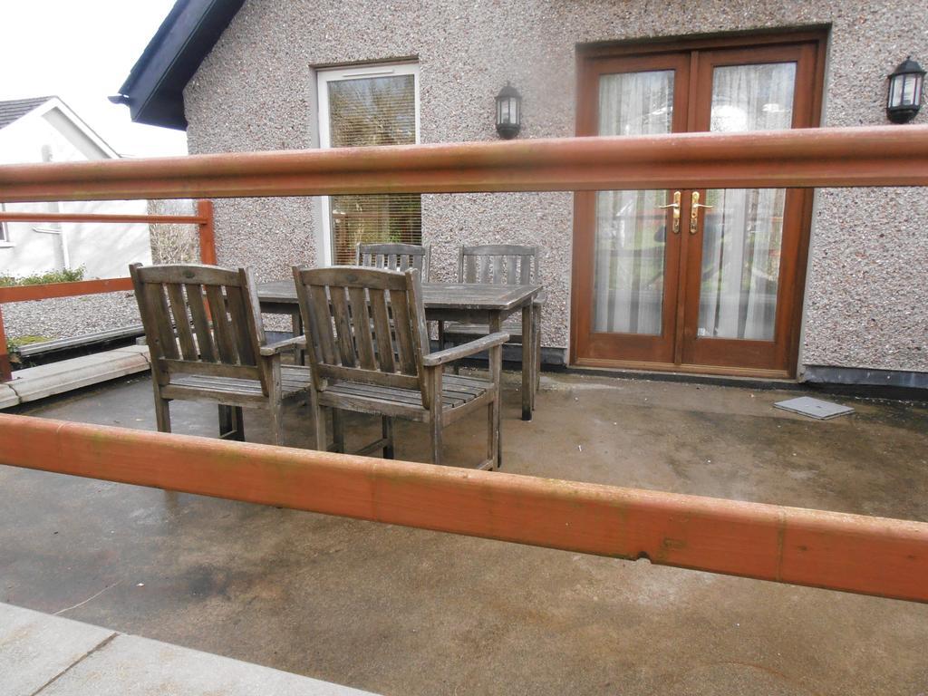 The Old Manse B & B Ballycastle Ruang foto